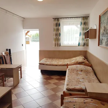 Osrodek Kolonijno - Wypoczynkowy Ania * Łeba