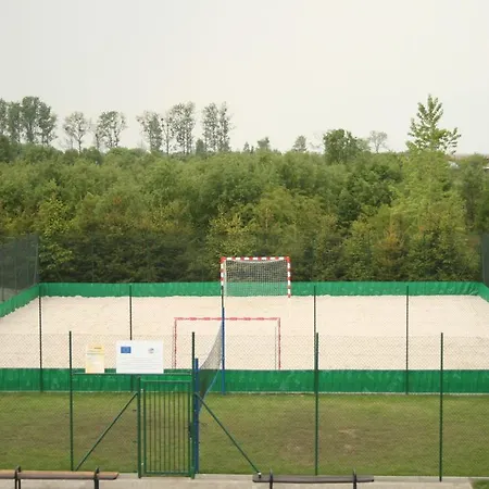 Ośrodek Kolonijno - Wypoczynkowy Ania *