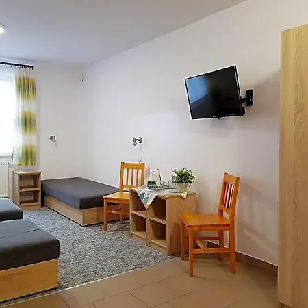 Osrodek Kolonijno - Wypoczynkowy Ania * Łeba