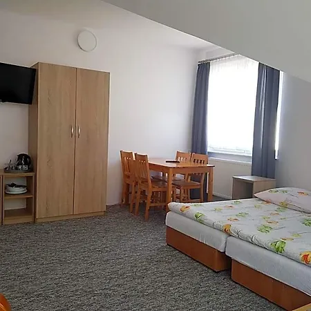 Osrodek Kolonijno - Wypoczynkowy Ania Parco vacanze Łeba