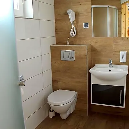 Osrodek Kolonijno - Wypoczynkowy Ania Parco vacanze *