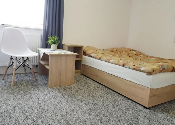 Ośrodek Kolonijno - Wypoczynkowy Ania *